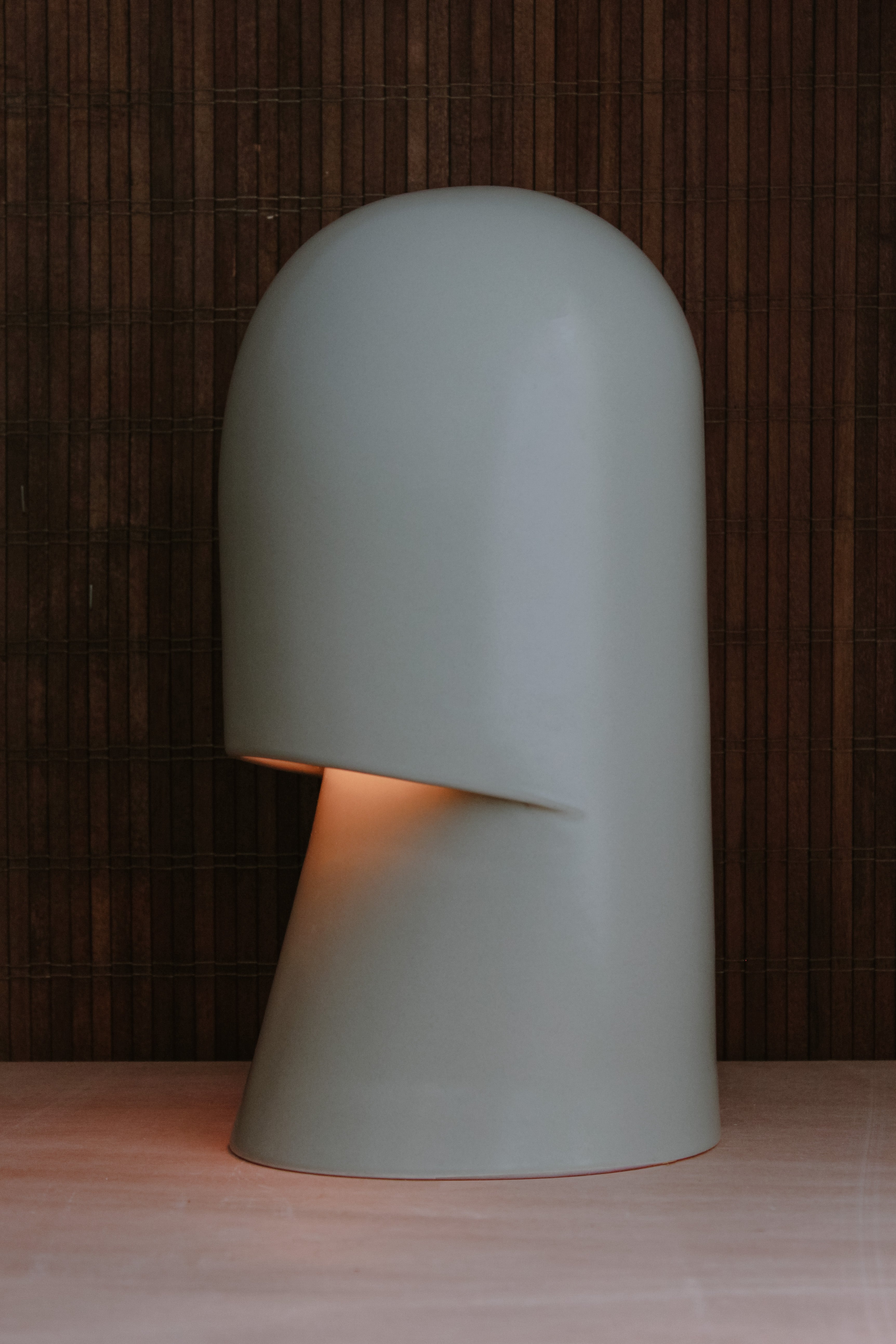 Hood lamp 1